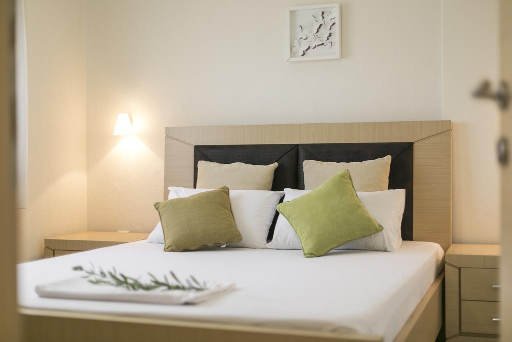 Olive Tree Apartments ฟูร์กา ภายนอก รูปภาพ
